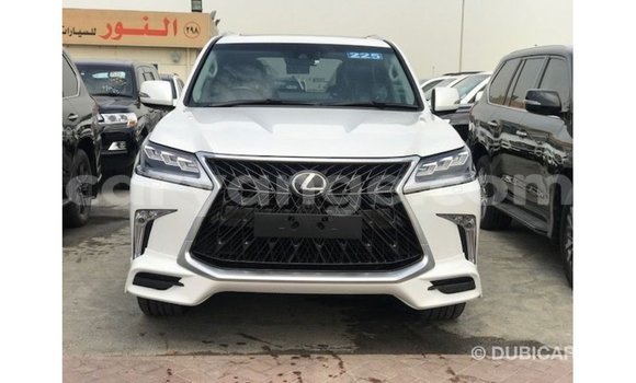 Acheter Import Voiture Lexus LX Blanc à Import - Dubai, Namibie Acheter Import Voiture Lexus LX Blanc à Import - Dubai, Namibie