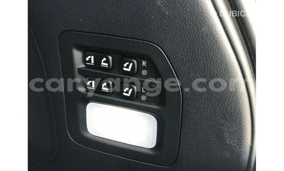 Acheter Import Voiture Lexus LX Blanc à Import - Dubai, Namibie Acheter Import Voiture Lexus LX Blanc à Import - Dubai, Namibie