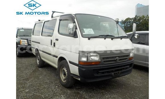 Buy Import Toyota 4Runner White Car in Import - Dubai in Namibia