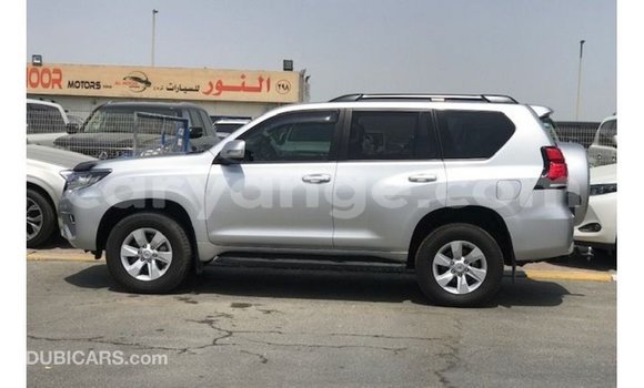 Acheter Import Voiture Toyota Prado Autre à Import - Dubai, Namibie Acheter Import Voiture Toyota Prado Autre à Import - Dubai, Namibie