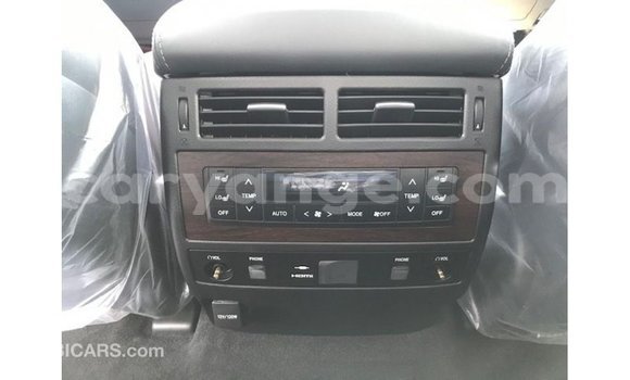 Acheter Import Voiture Toyota Land Cruiser Autre à Import - Dubai, Namibie Acheter Import Voiture Toyota Land Cruiser Autre à Import - Dubai, Namibie